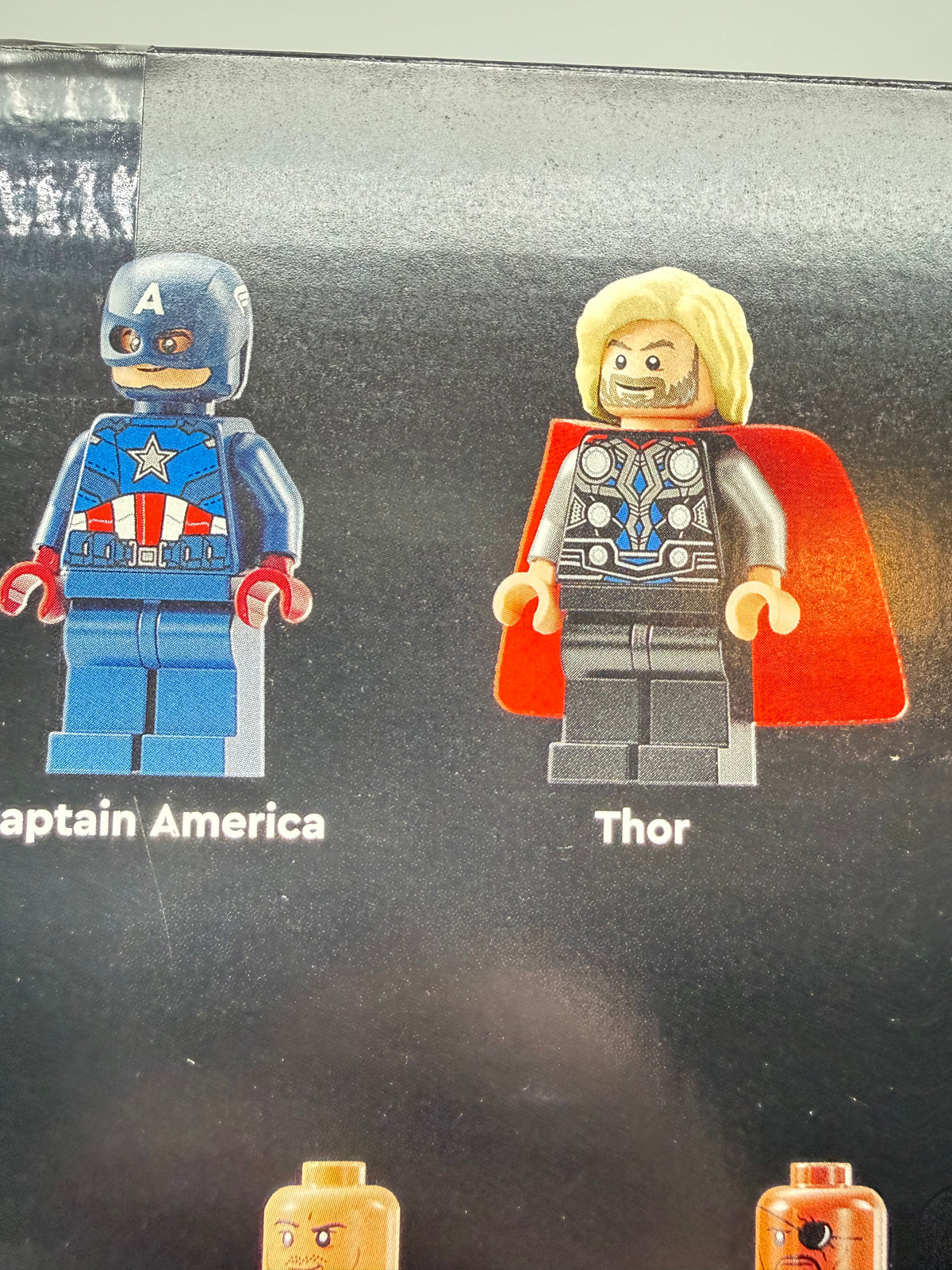 AVENGERS TOWER (76269)