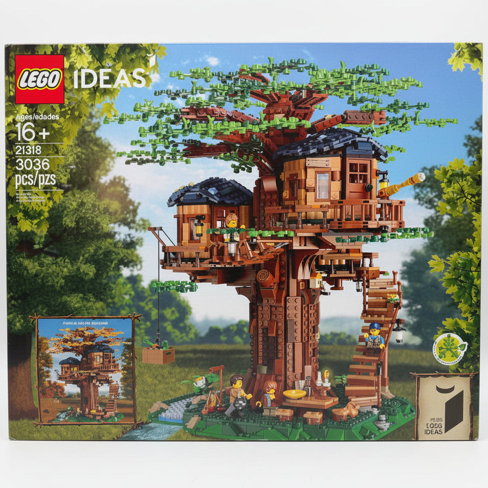 LEGO Ideas treehouse set packaging with treehouse illustration on a white background