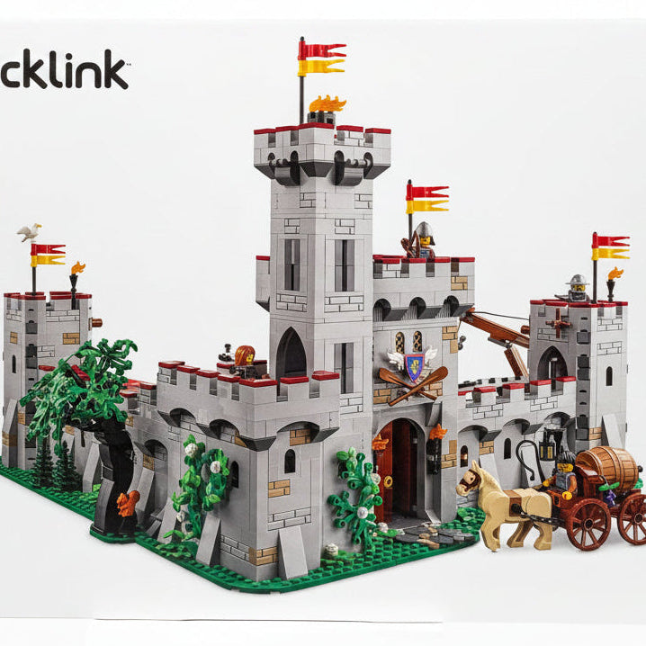 MEDIEVAL SEASIDE MARKET (910047)