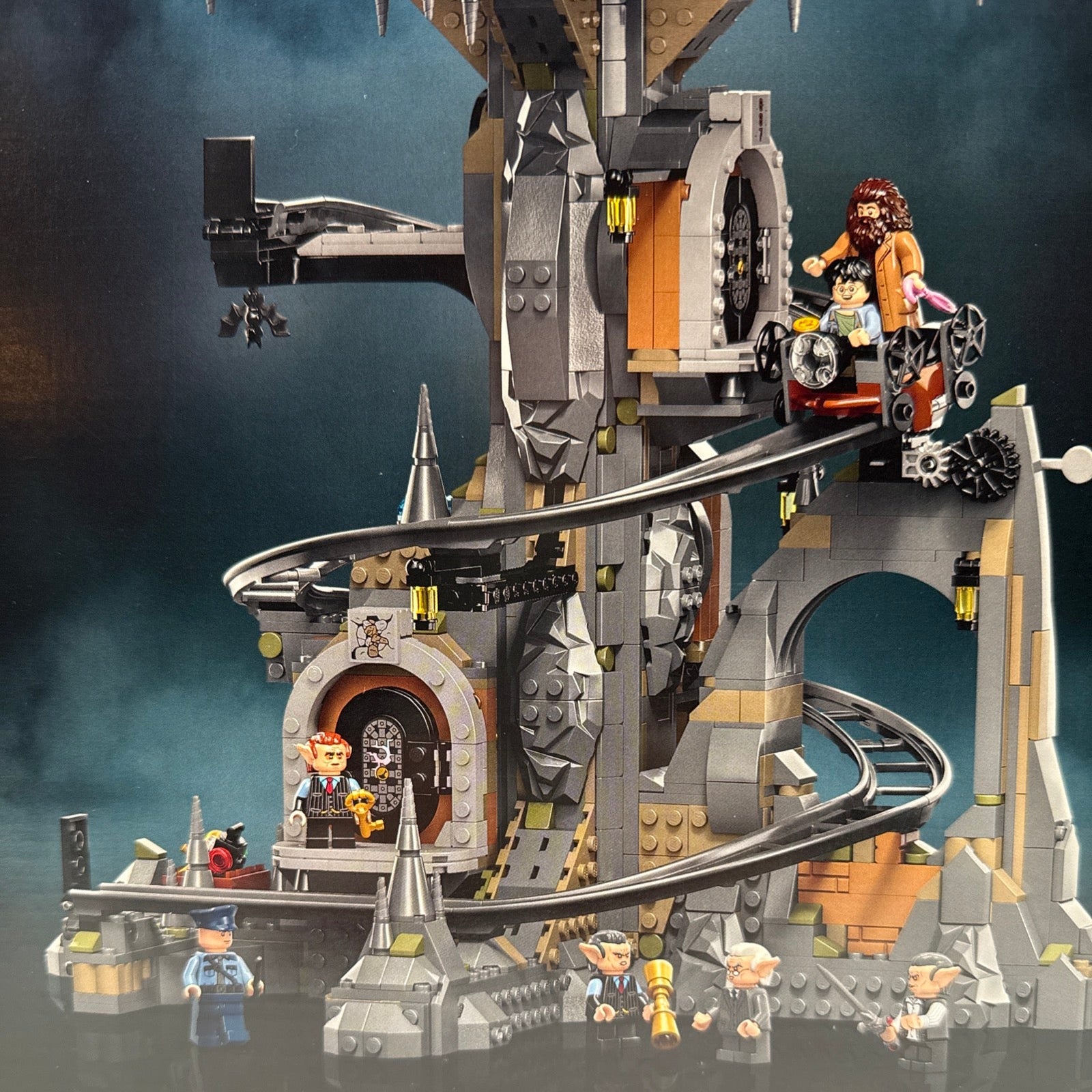GRINGOTTS WIZARDING BANK (76417)