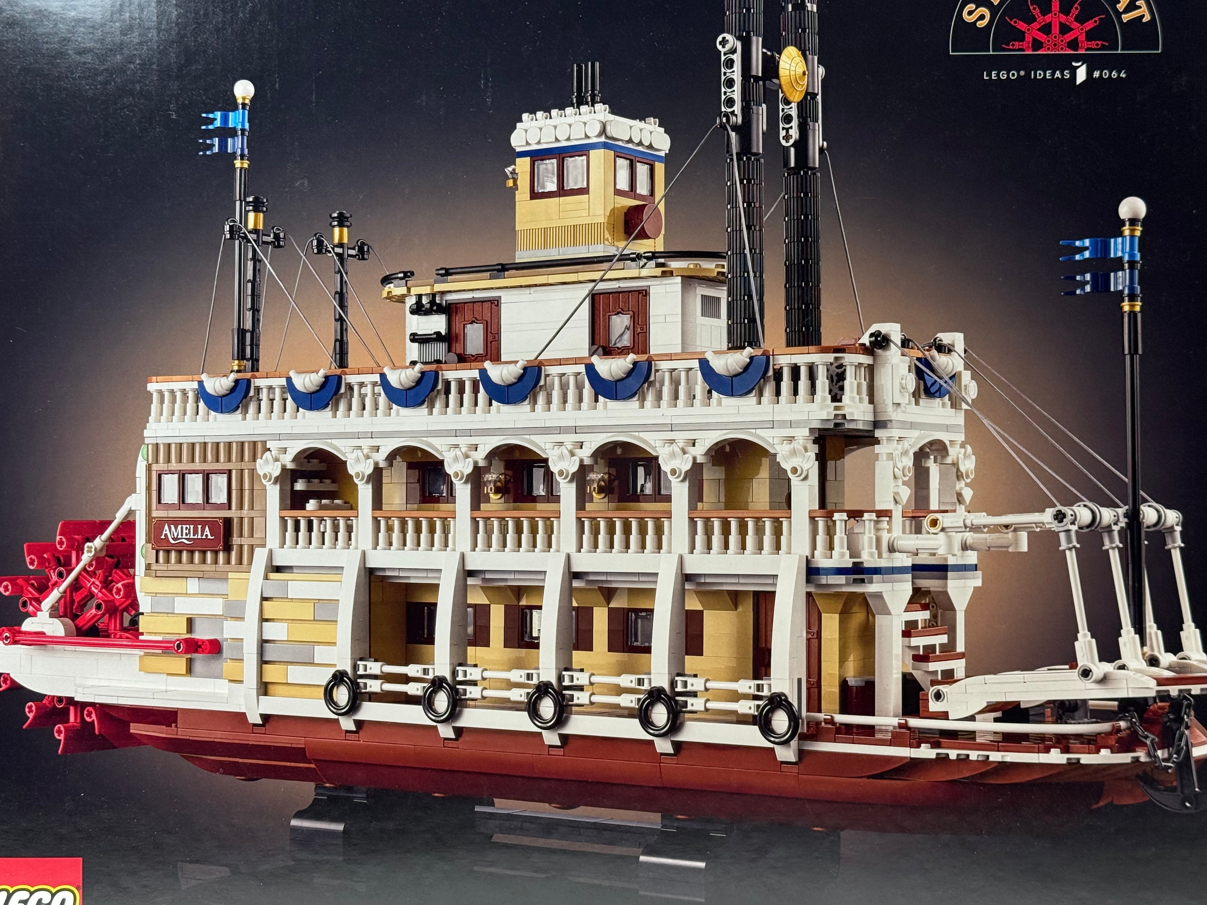 RIVER STEAMBOAT (21356)