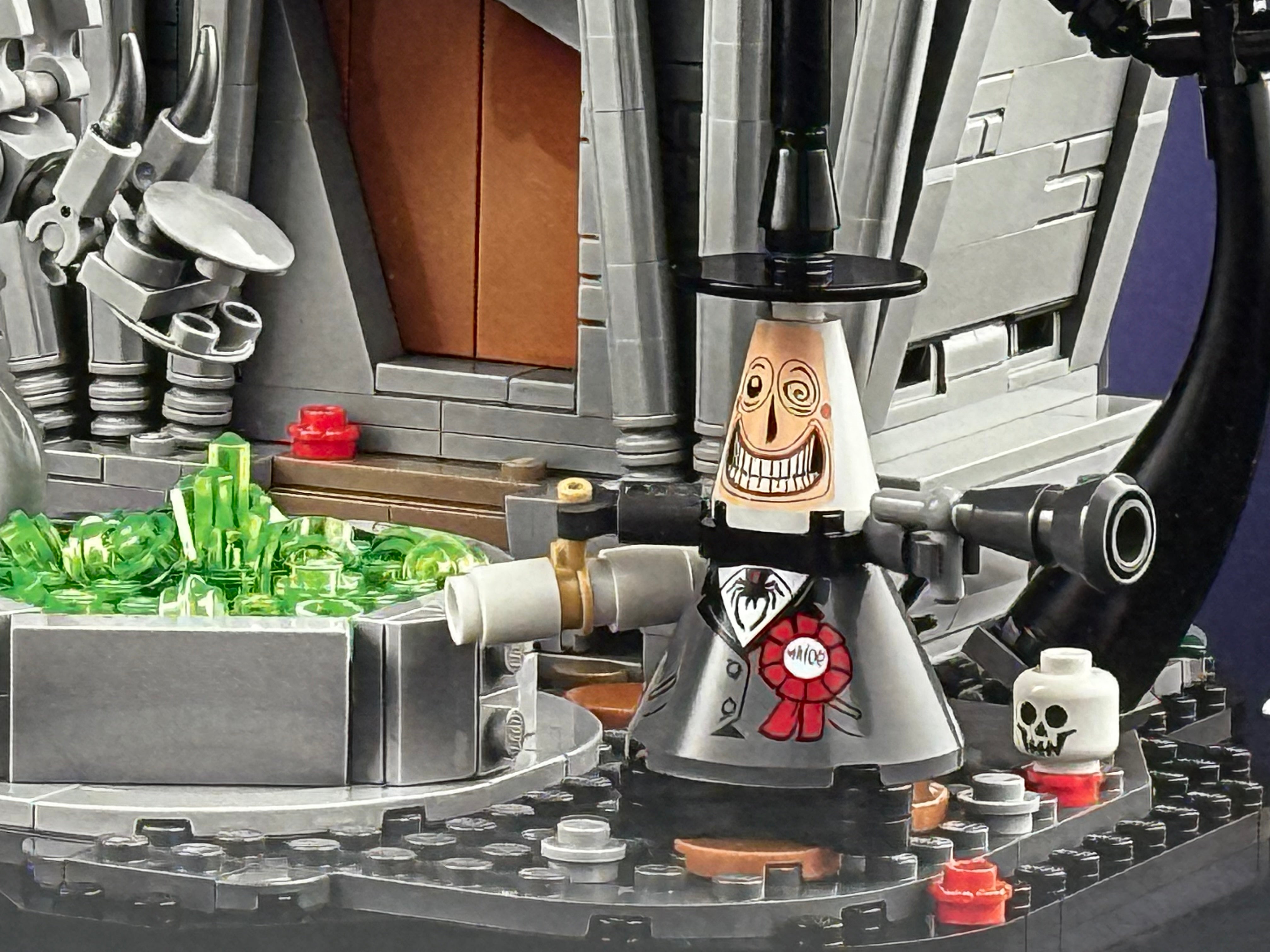 NIGHTMARE BEFORE CHRISTMAS (21351)
