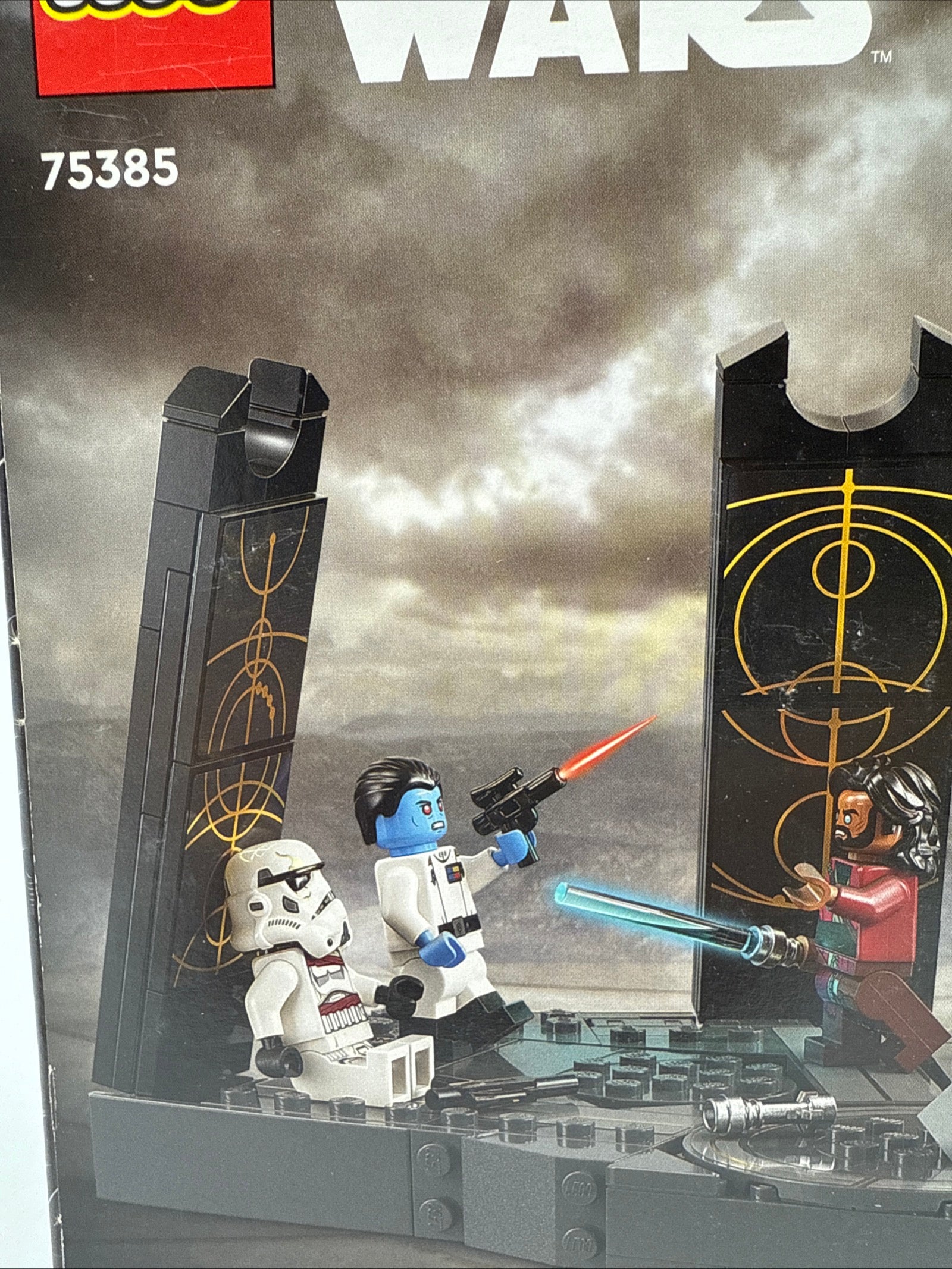 AHSOKA TANO'S DUEL ON PERIDEA (75385)