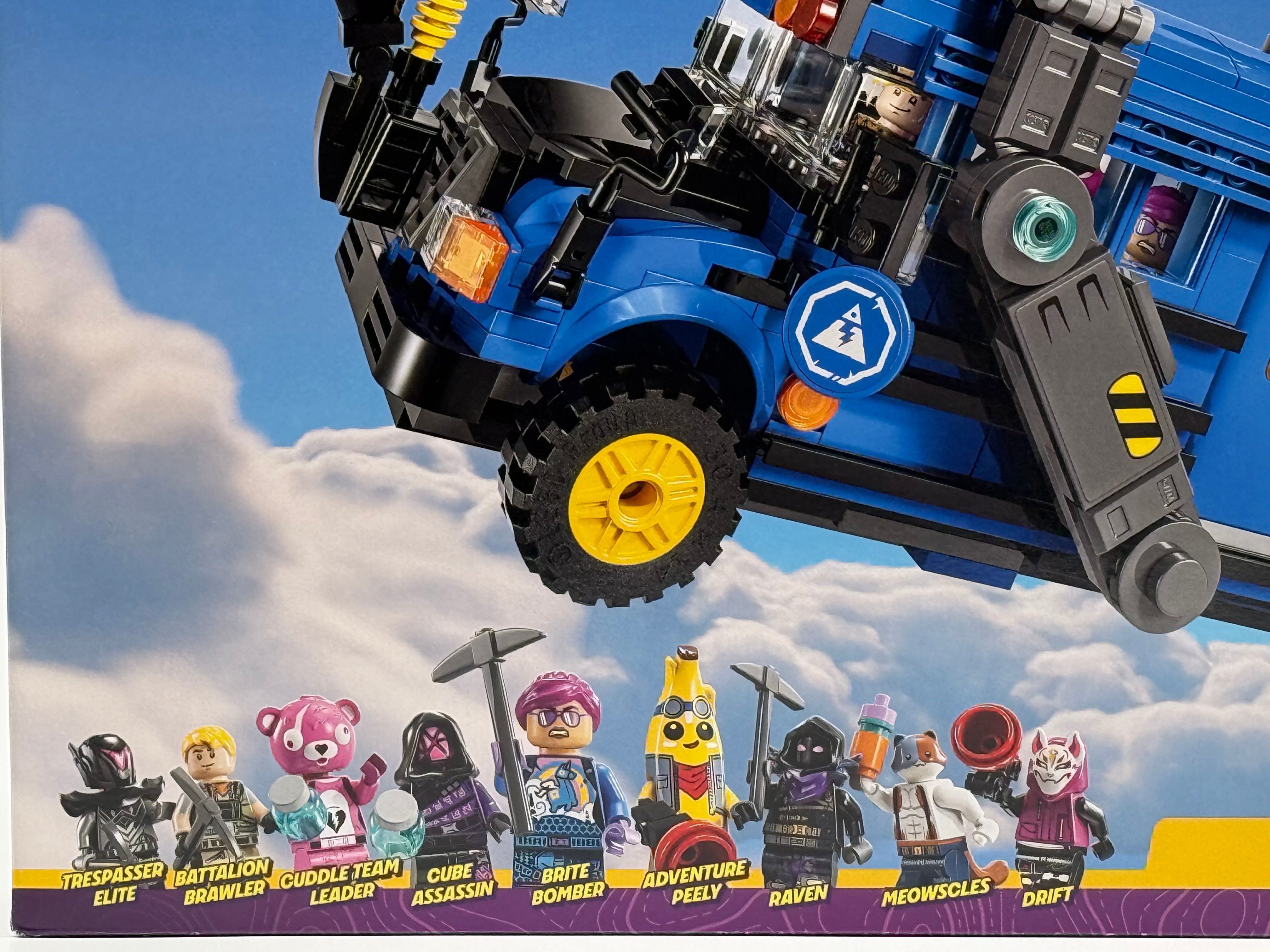 BATTLE BUS (77073)