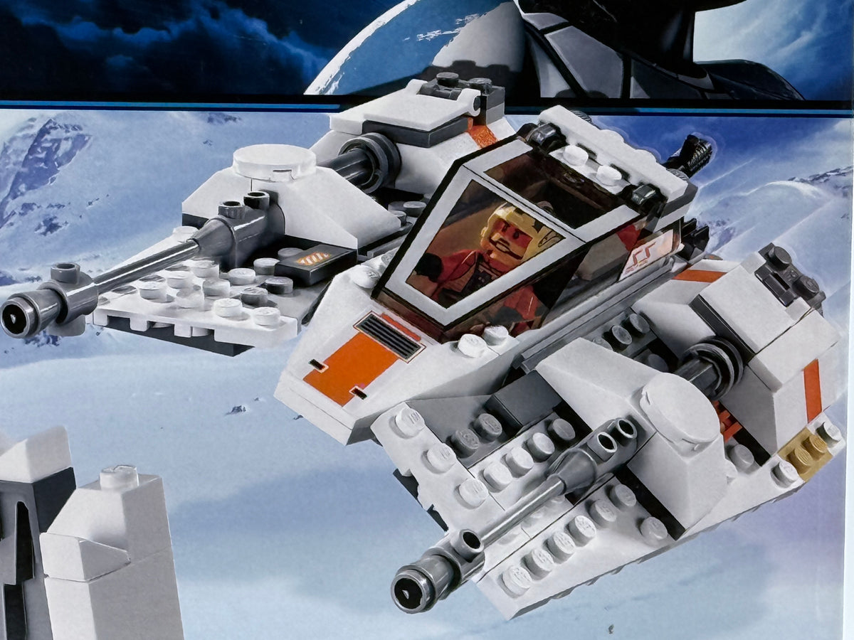 HOTH WAMPA CAVE (8089)