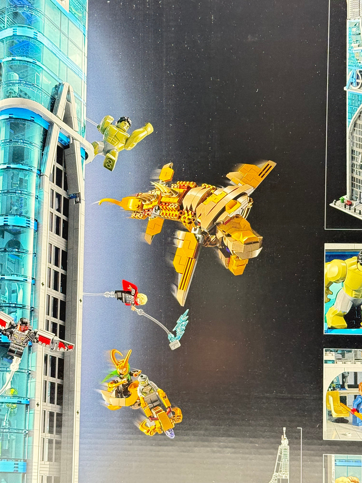 AVENGERS TOWER (76269)
