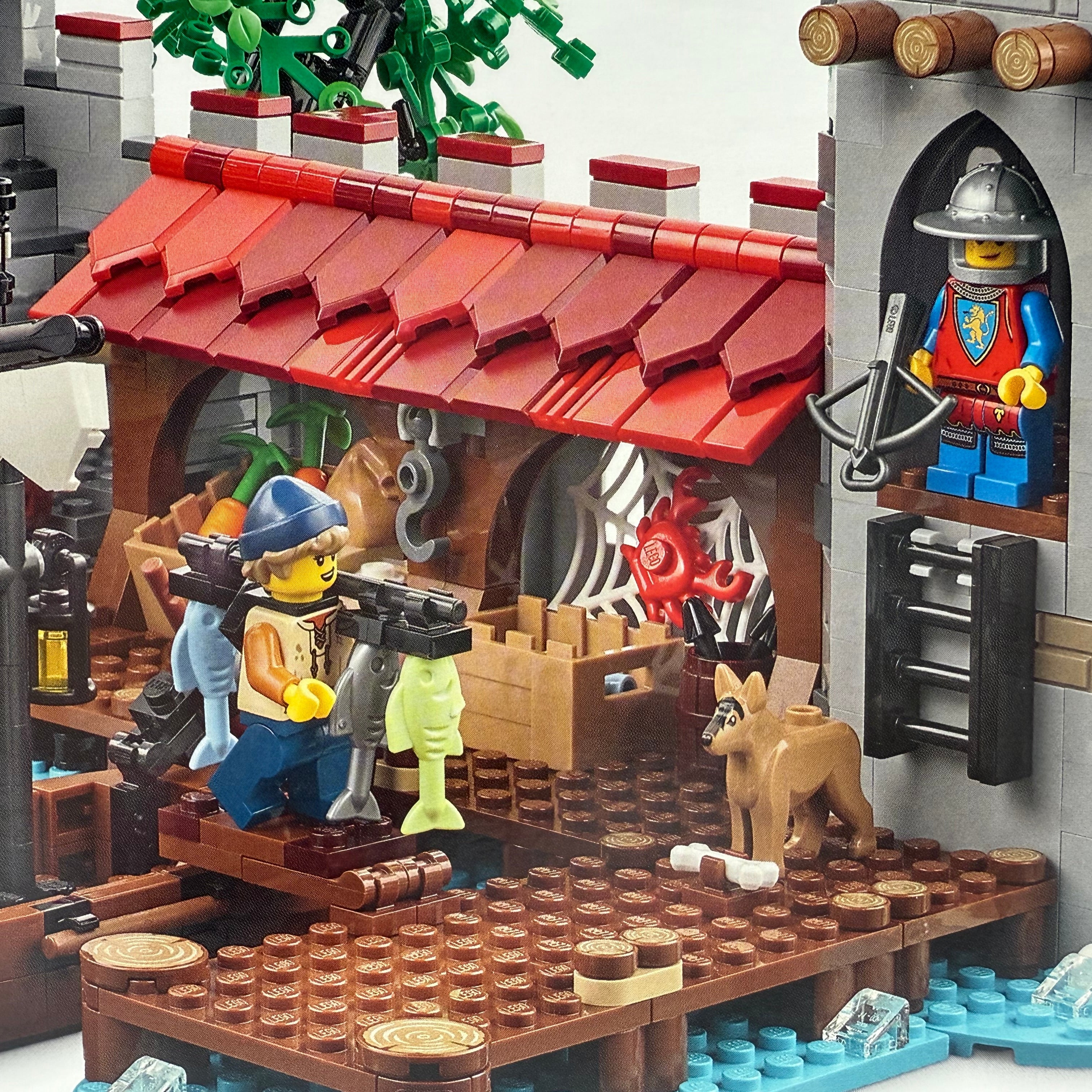 MEDIEVAL SEASIDE MARKET (910047)