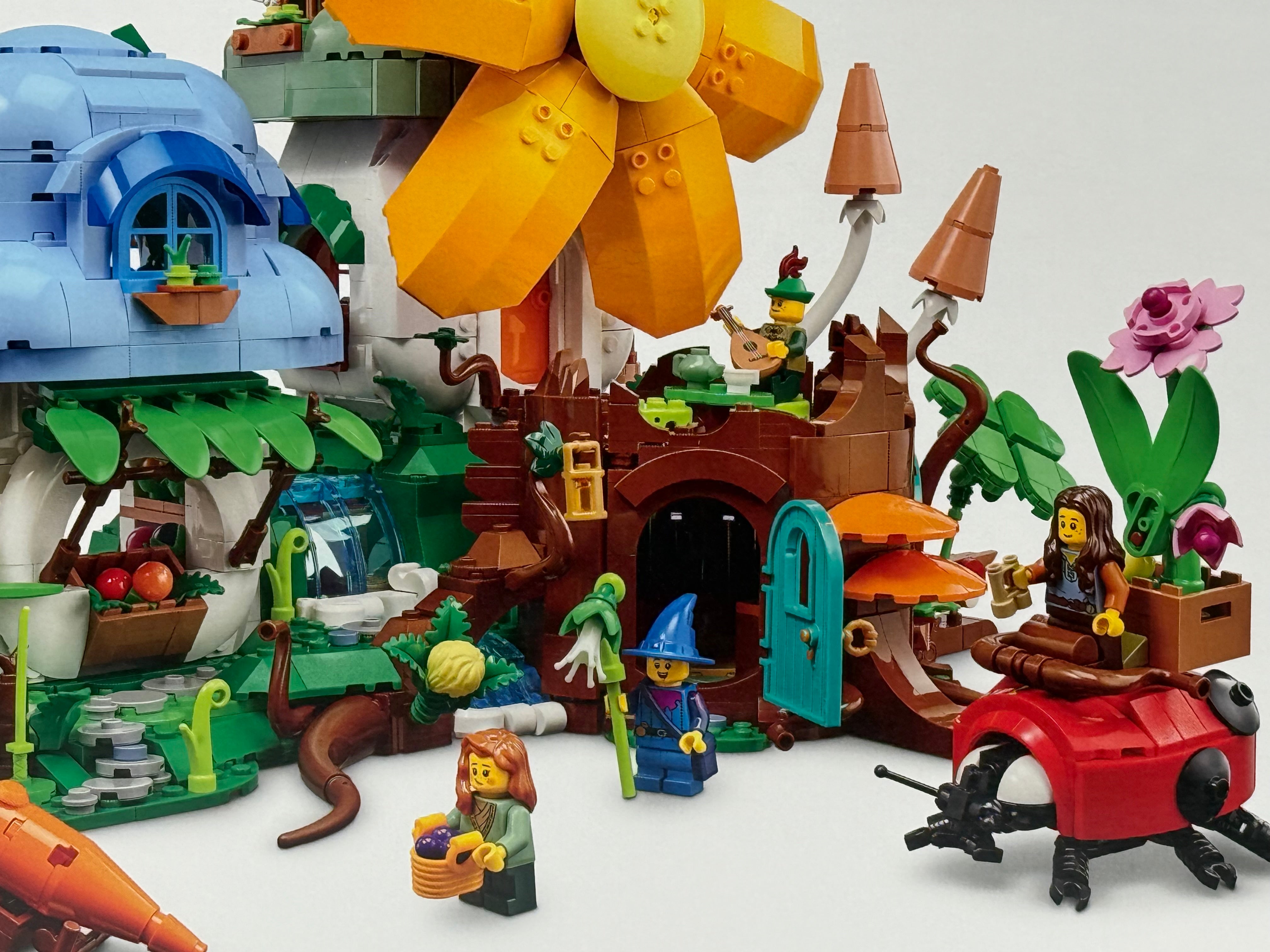 MUSHROOM VILLAGE (910051)