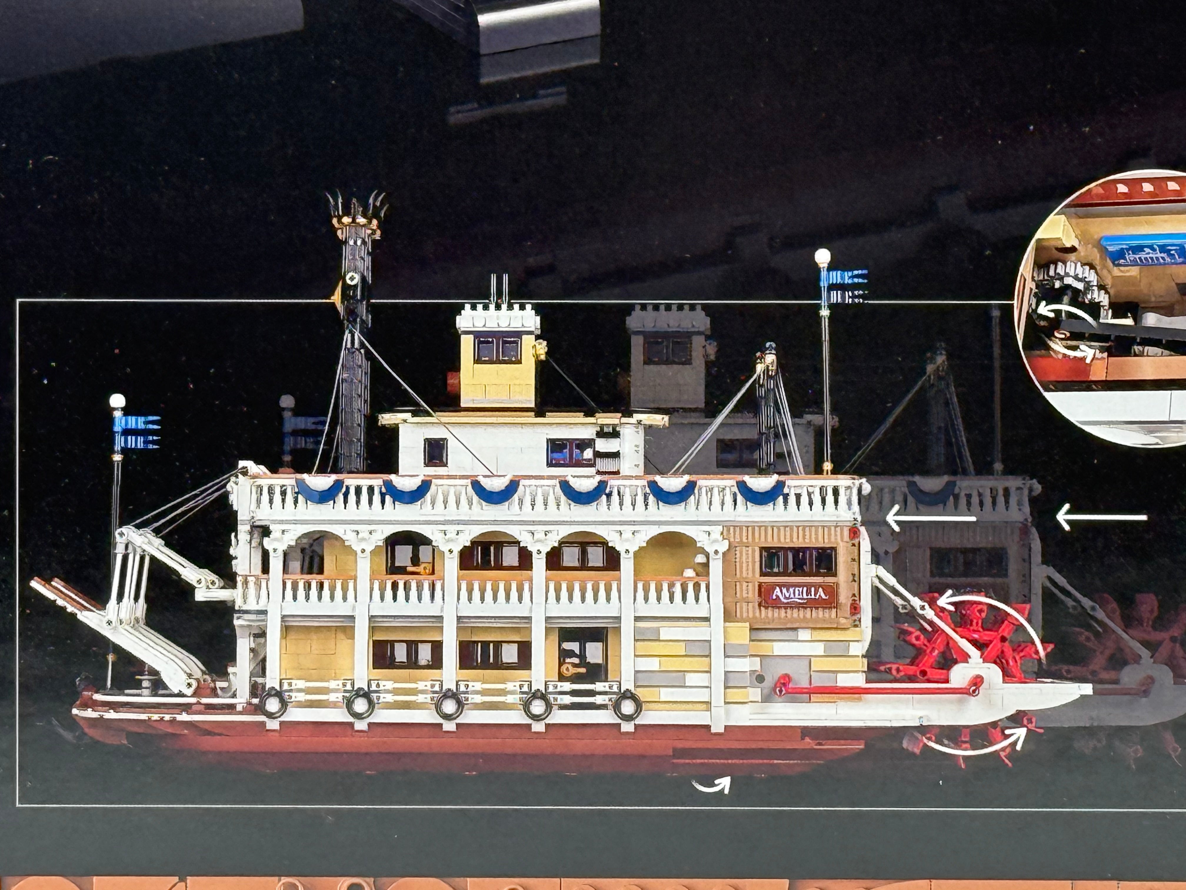 RIVER STEAMBOAT (21356)