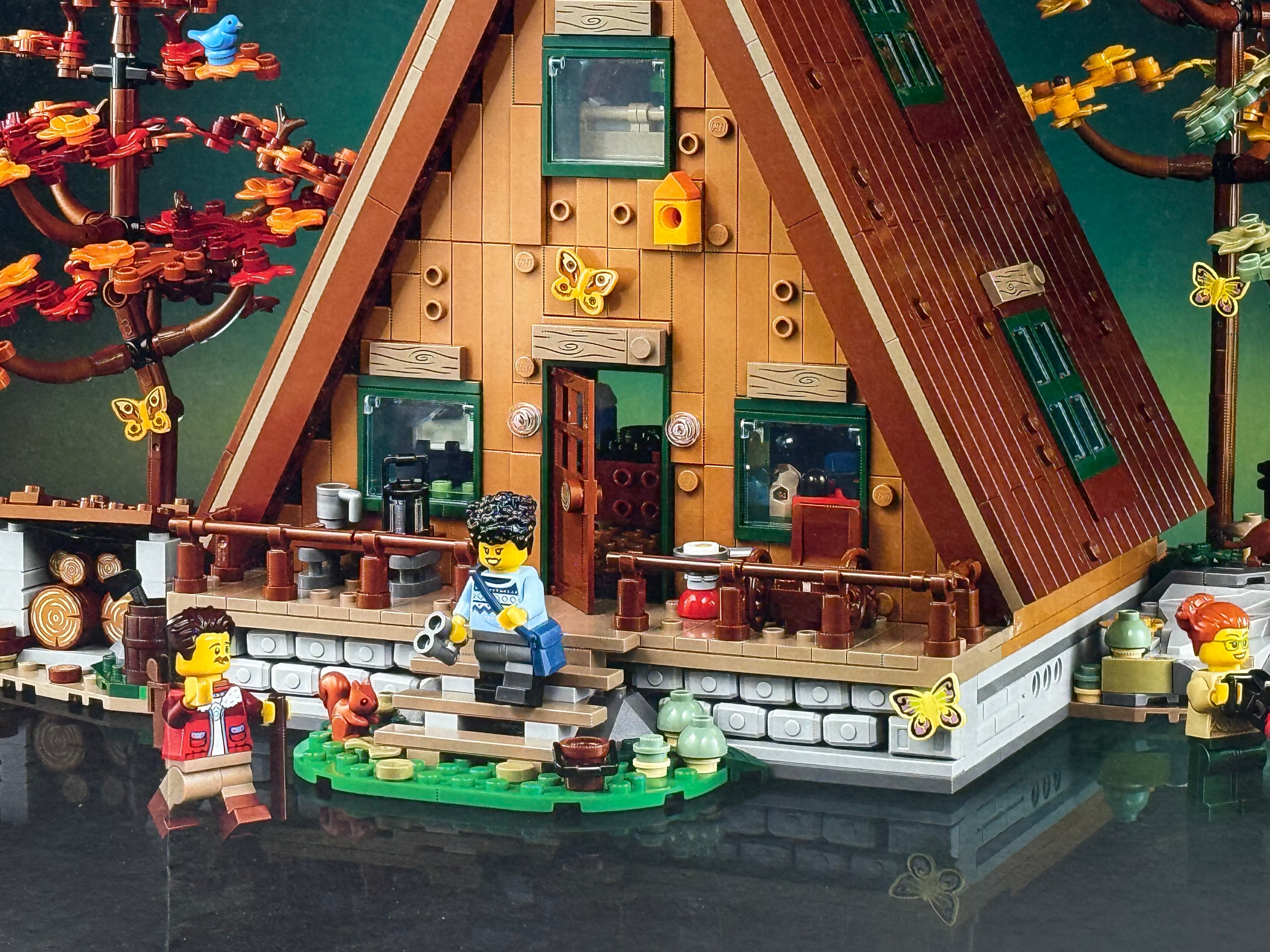 A FRAME CABIN (21338)