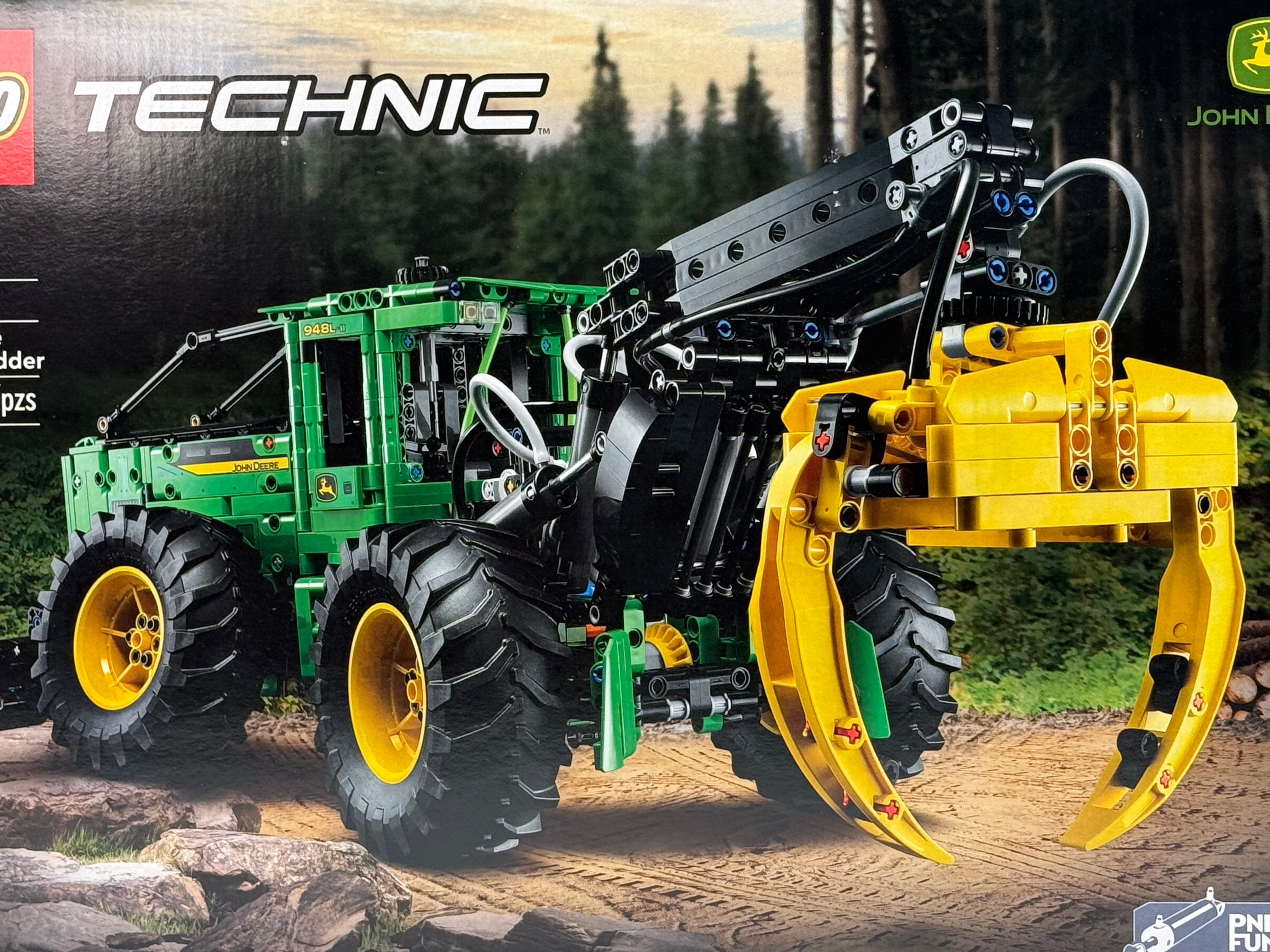 JOHN DEERE 984L-II SKIDDER (42157)