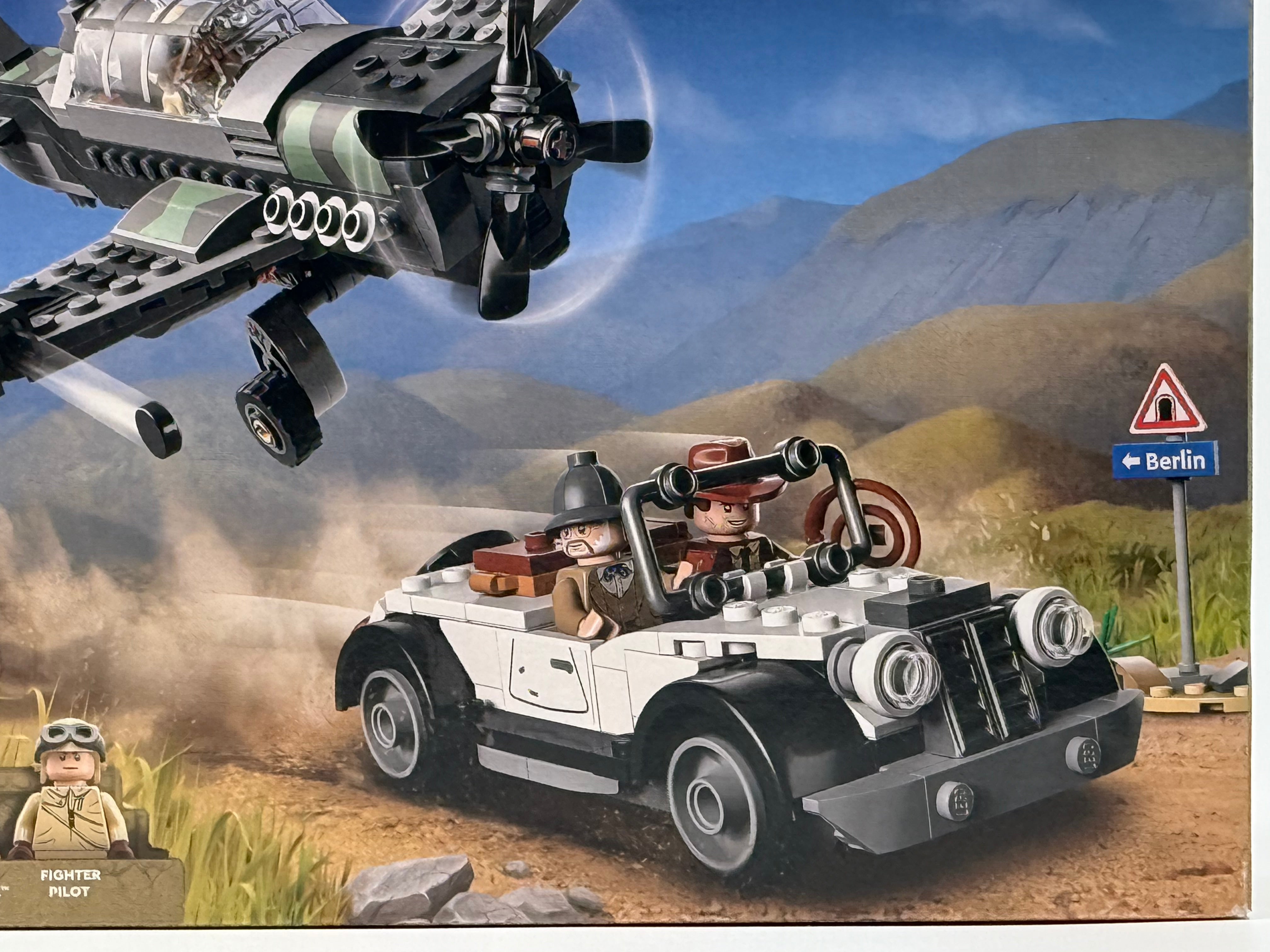 FIGHTER PLANE CHASE (77012)
