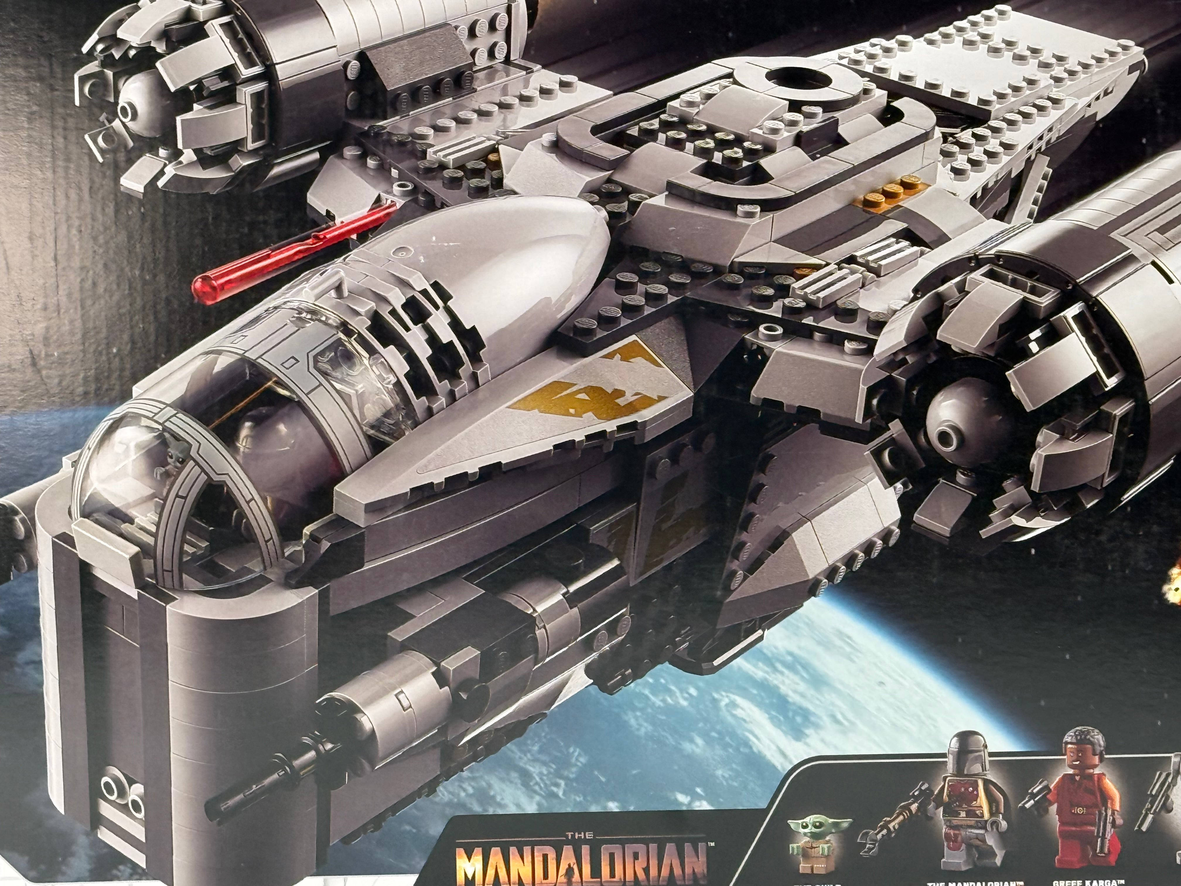 THE RAZOR CREST (75292)